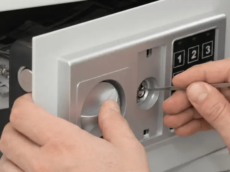 Abertura de cofre em Colombo – sem danos